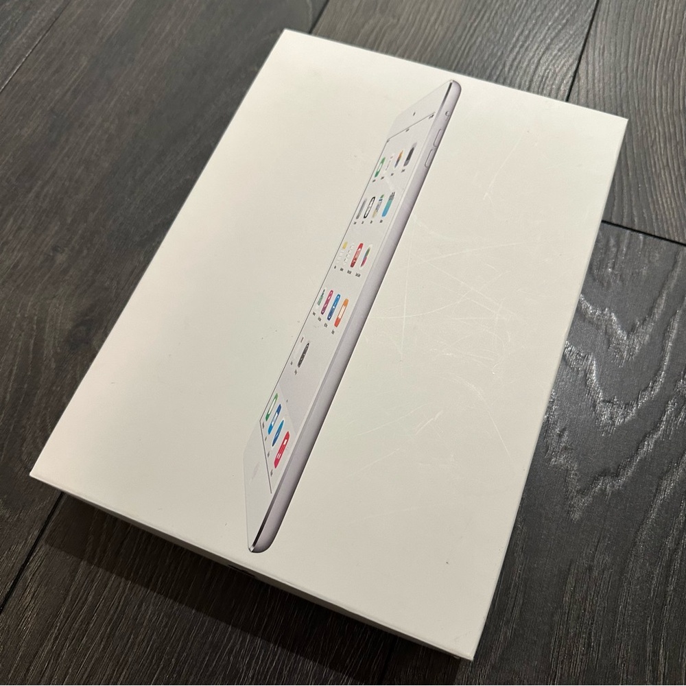 iPad Air 1st generation - Picture 4 of 16